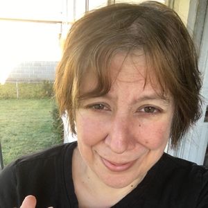 Meet your Posher, Kelly